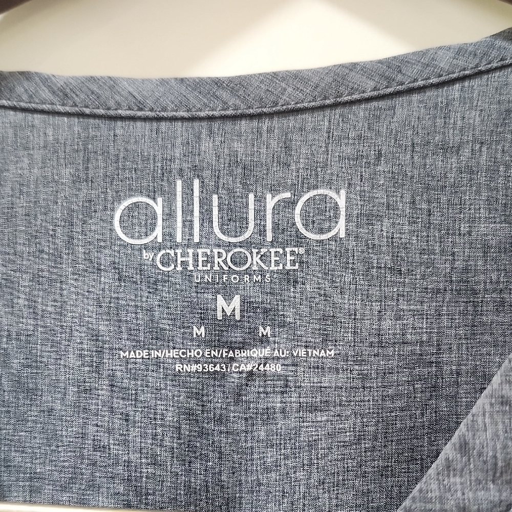 Cherokee Allura Gray Scrub Top - Picture 2 of 6